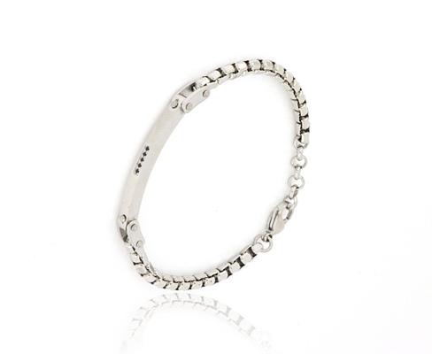 BRACCIALE ACCIAIO CON PIASTRA E ZIRCONI NERI